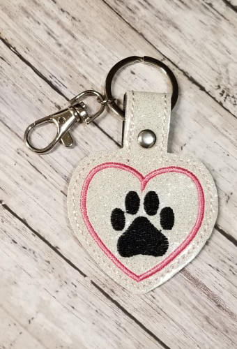 Paw in Heart Snap Tab Digital File
